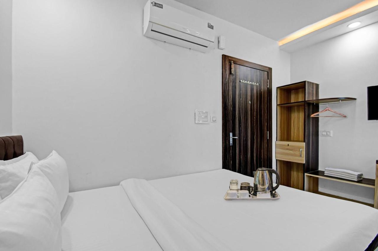Hotel Oyo Townhouse 779 Gods County Tarapith Exterior foto